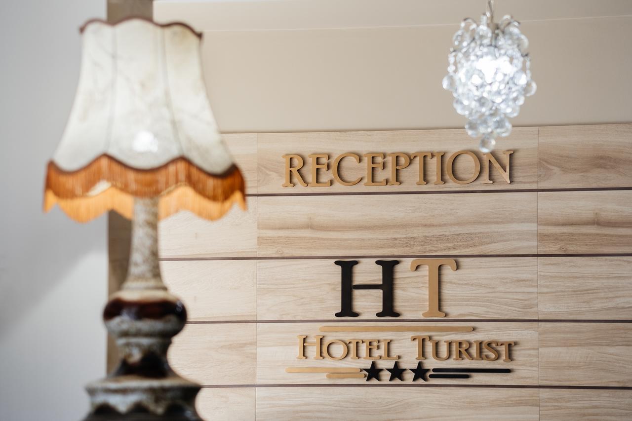 Hotel Turist Fălticeni Extérieur photo